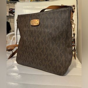 Michael Kors crossbody purse